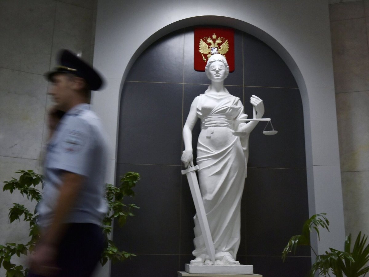 Статуя Богини правосудия Фемиды