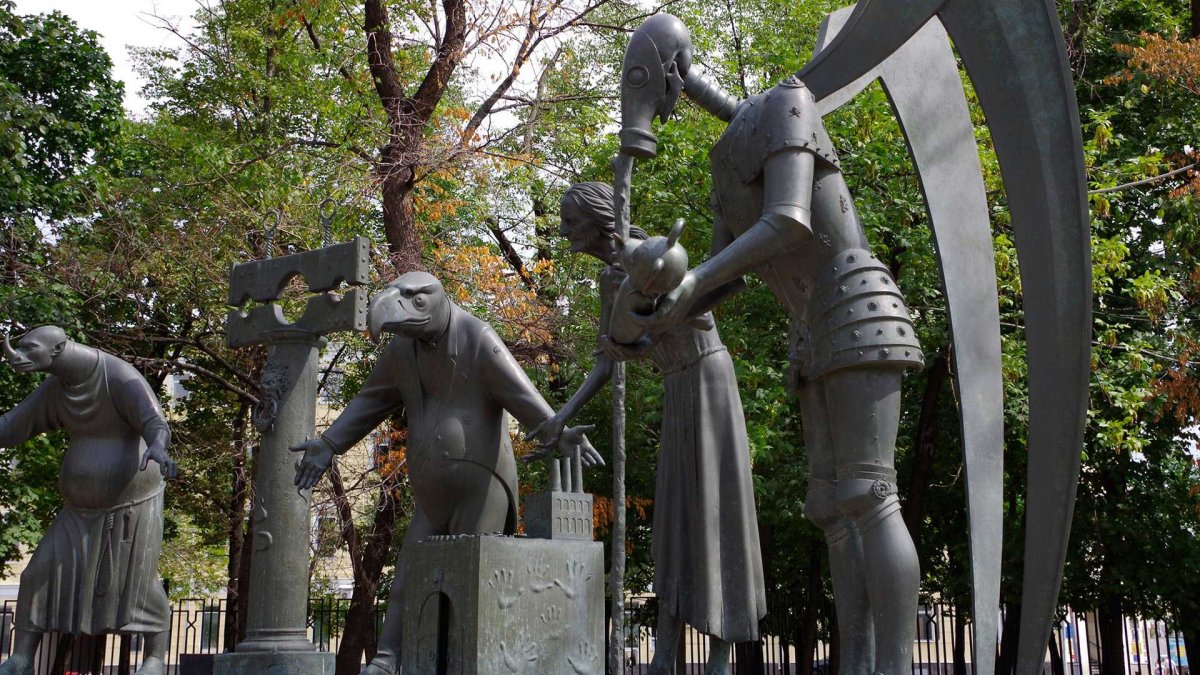 Памятник дети жертвы пороков взрослых в Москве