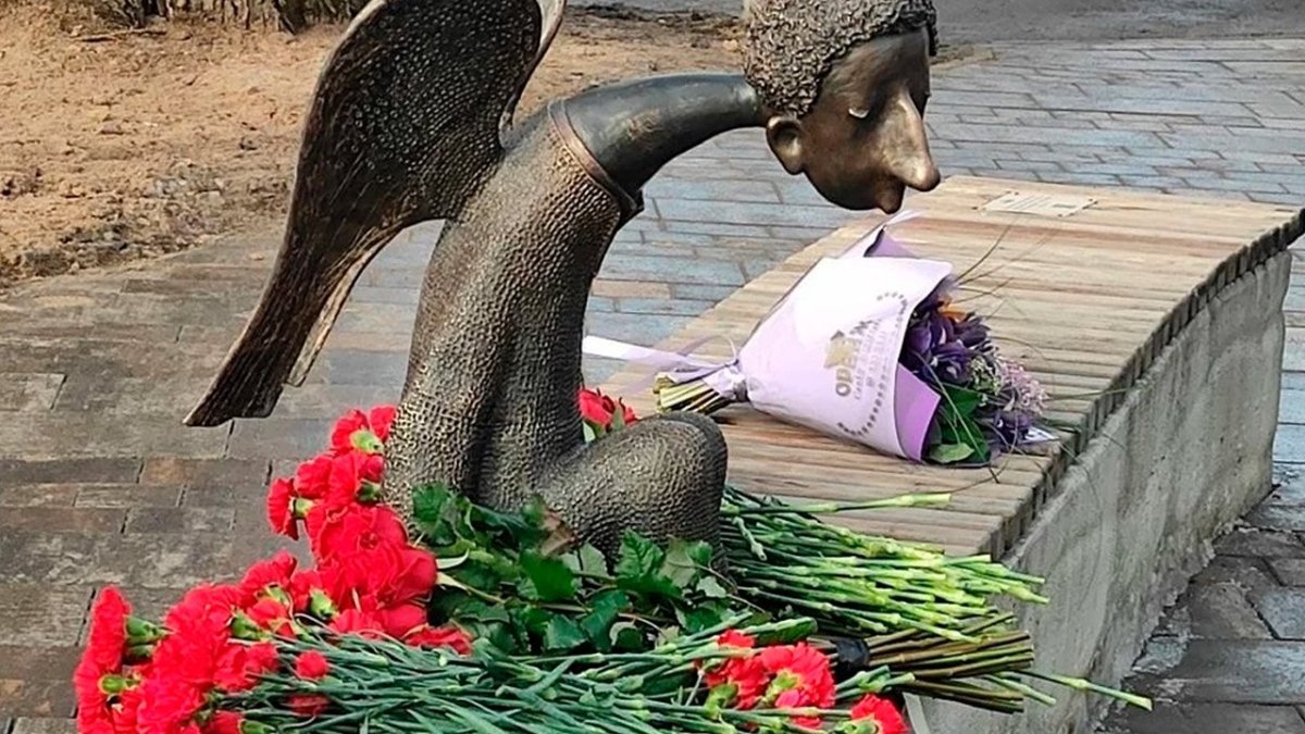 Санкт-Петербург скульптор Шустров печальный ангел