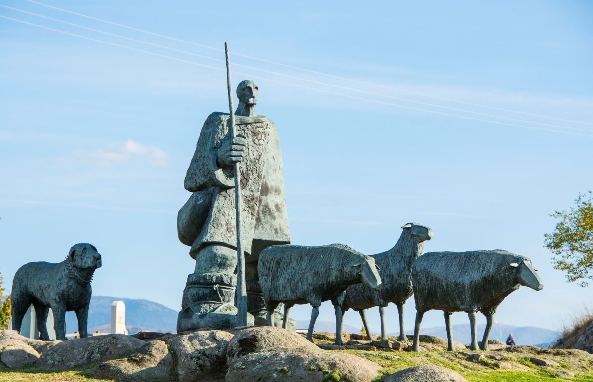 Памятник пастуху
