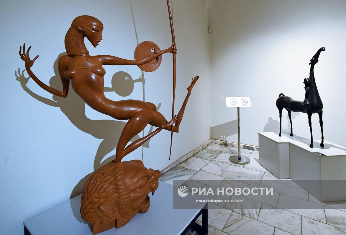 Скульптуры Даши Намдакова