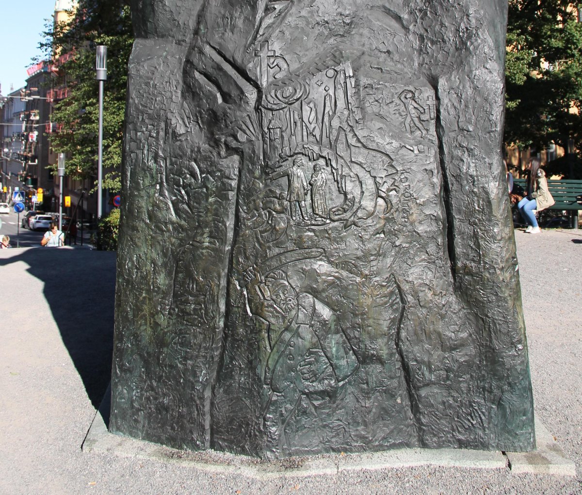Памятник Ленину в Стокгольме