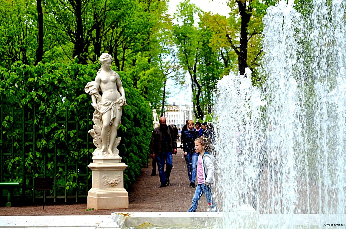 Летний сад в Санкт-Петербурге