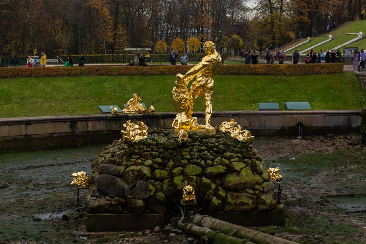 Петергоф фонтаны Золотая осень
