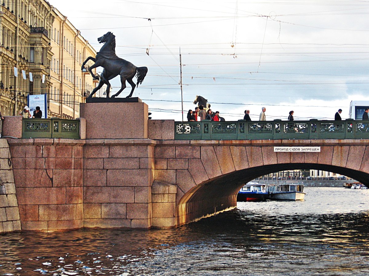 Аничкин мост в Санкт-Петербурге