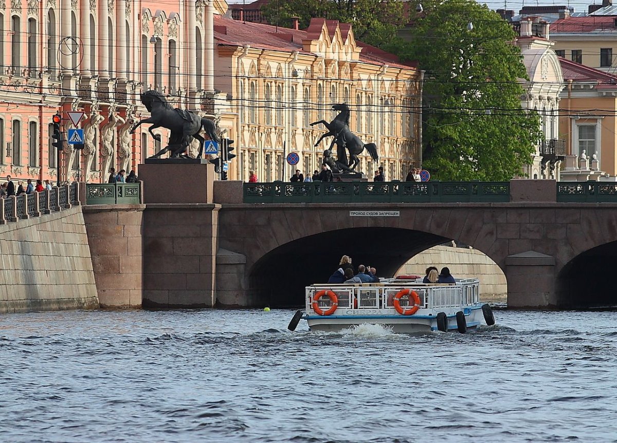 Аничков мост Питер