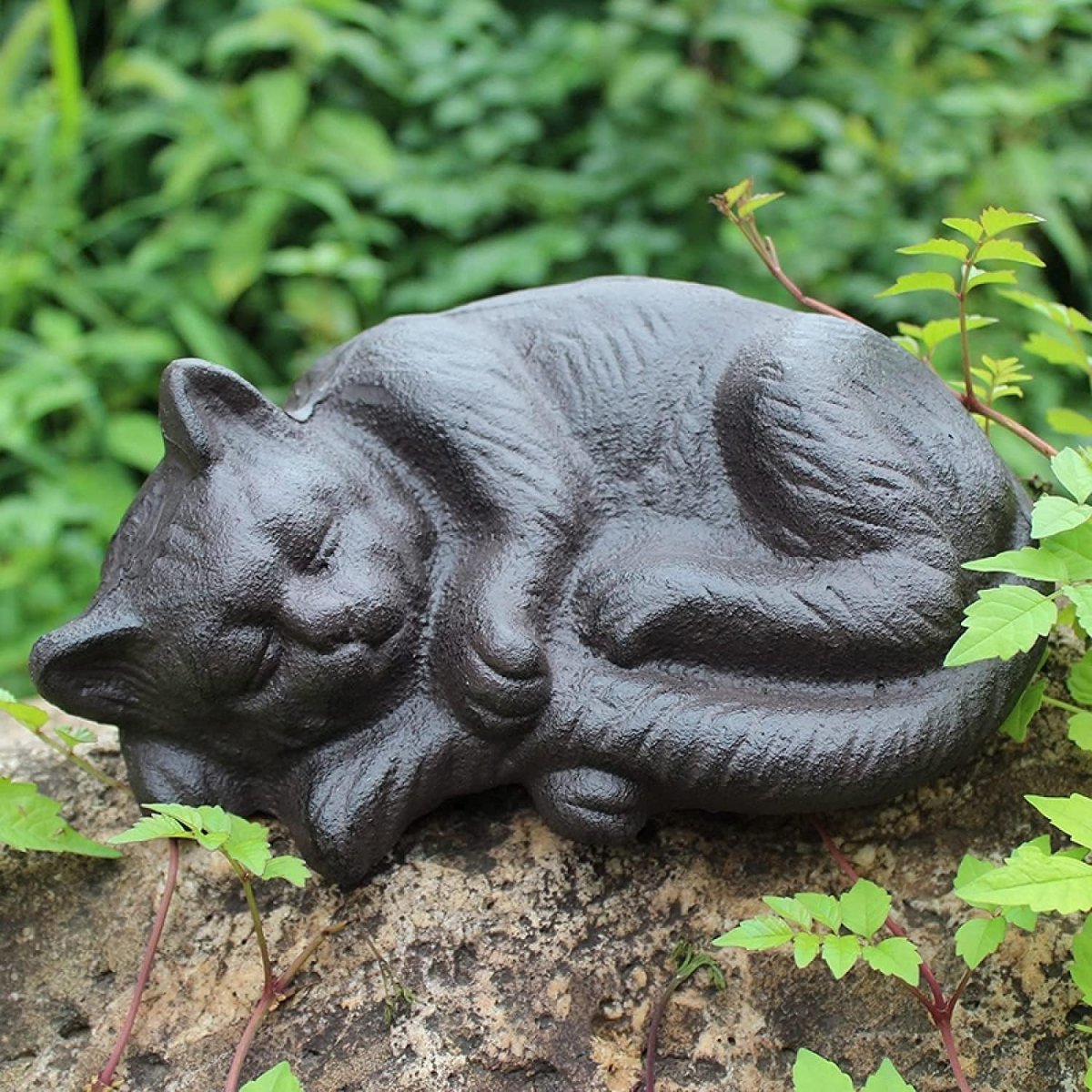 Скульптура кота для сада