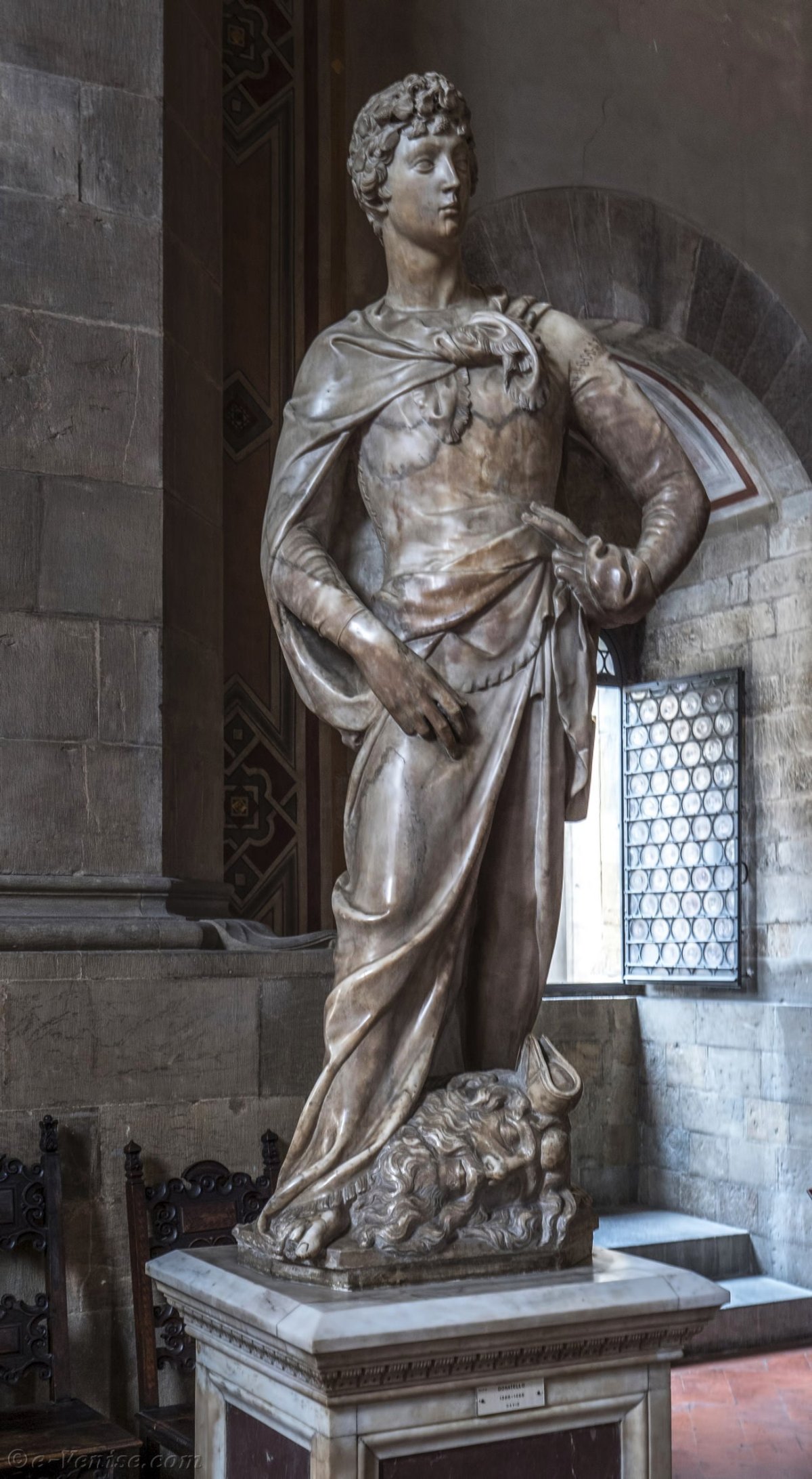 Юдифь, обезглавливающая Олоферна (1612—1613)