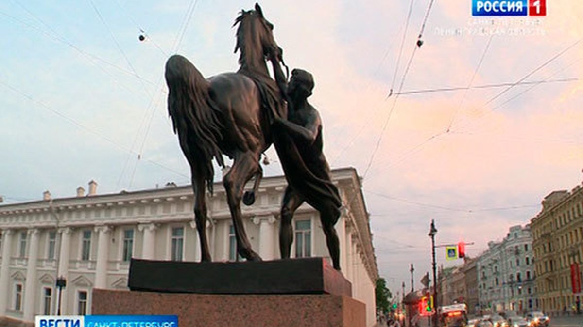 Аничков мост без коней