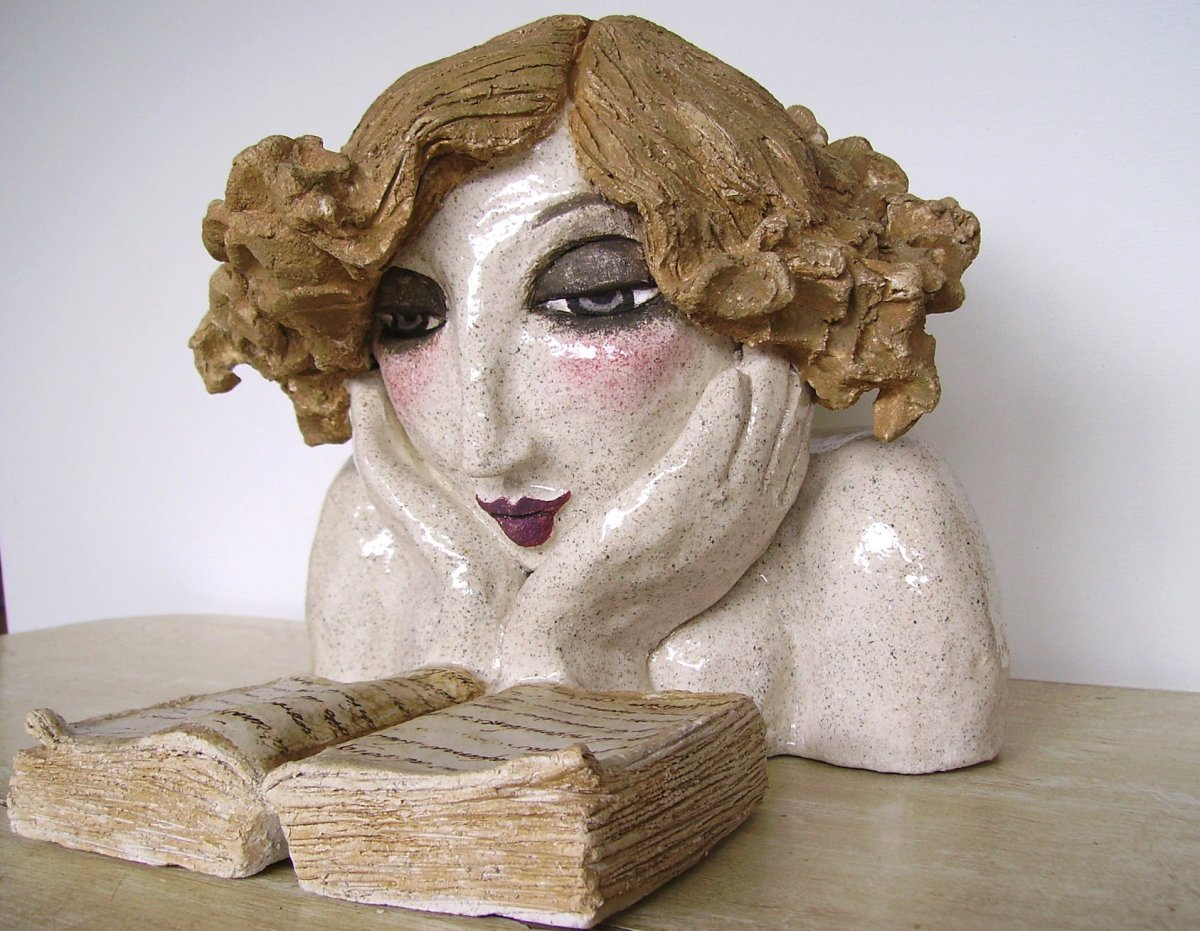 Ceramic female artist
