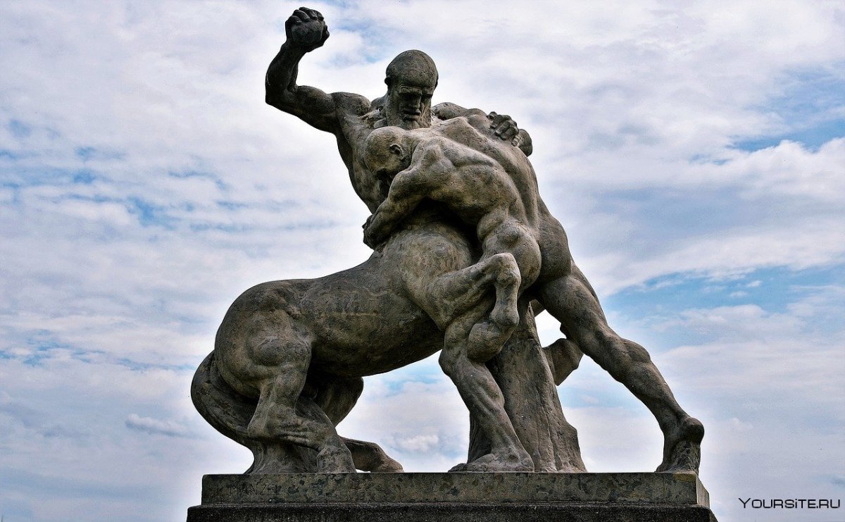 Статуя Панкратион