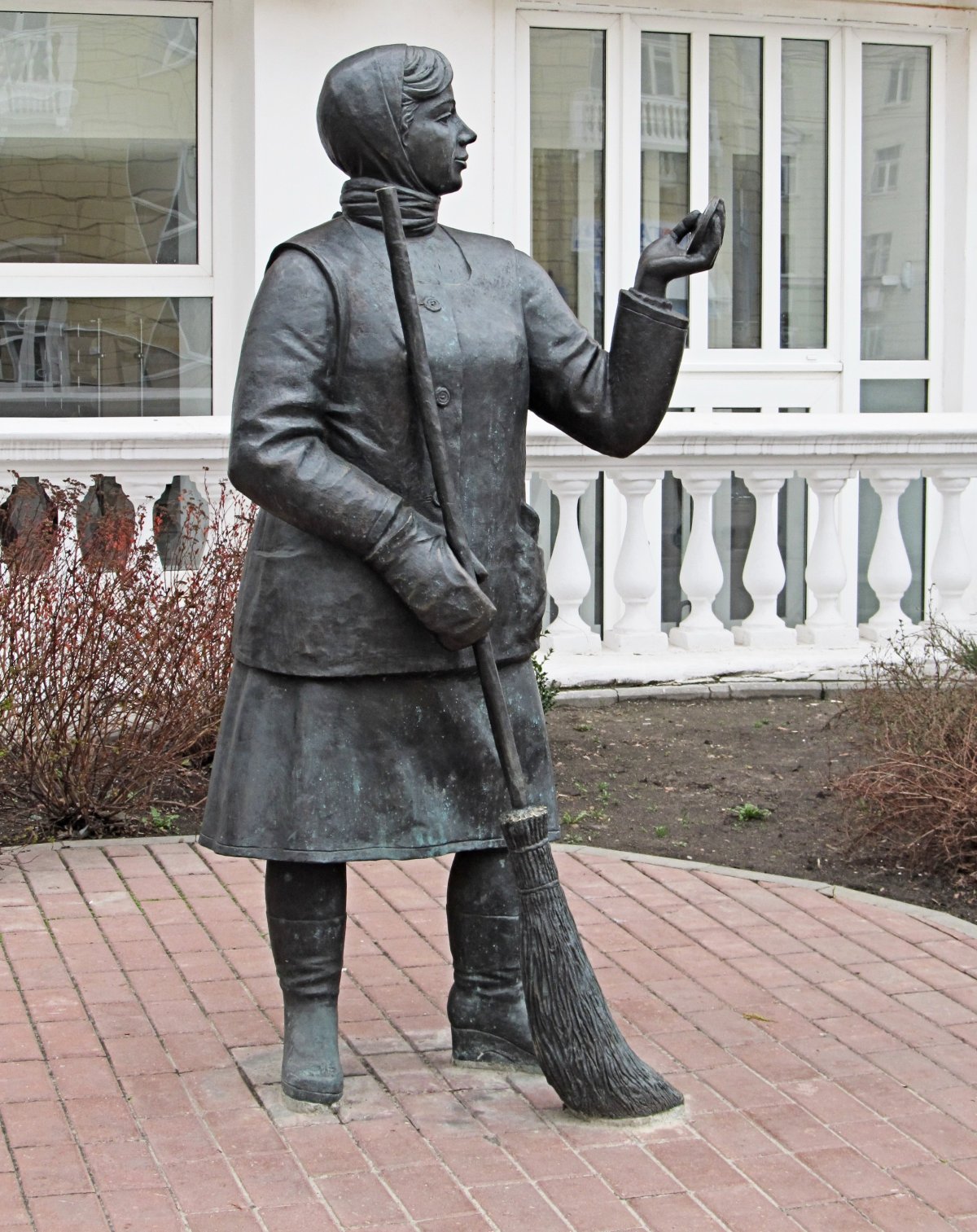 Скульптура «дворник»