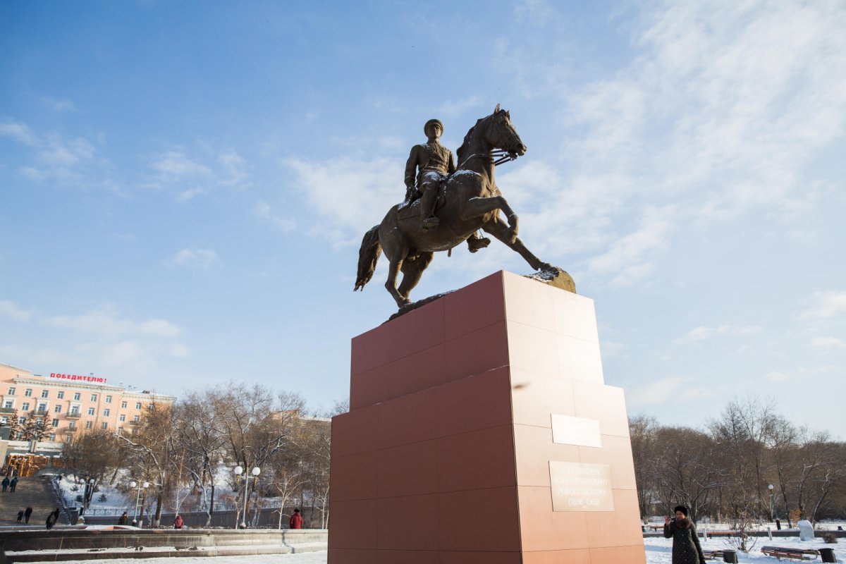 Памятник Константину Рокоссовскому Улан Удэ