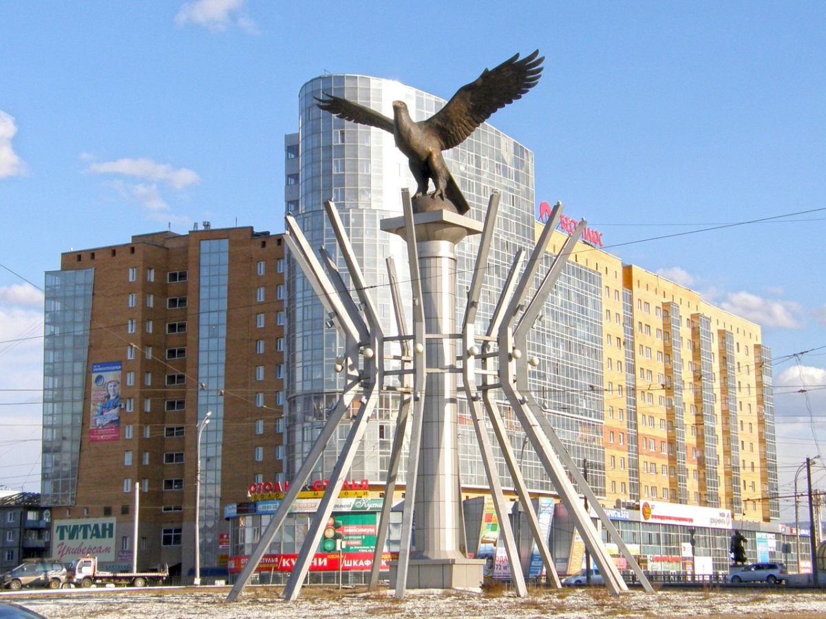 Скульптура Беркут Улан-Удэ