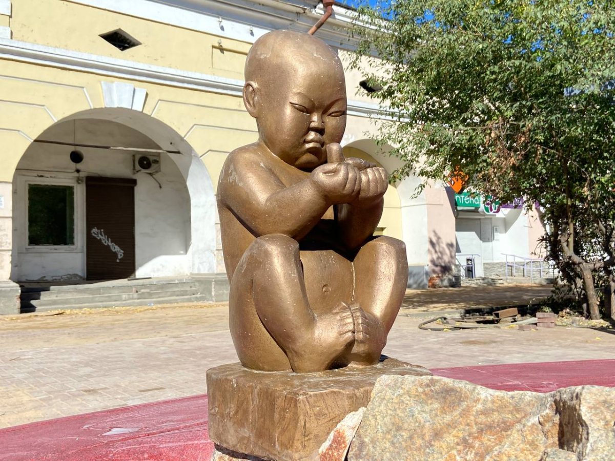 Фигуры памятников