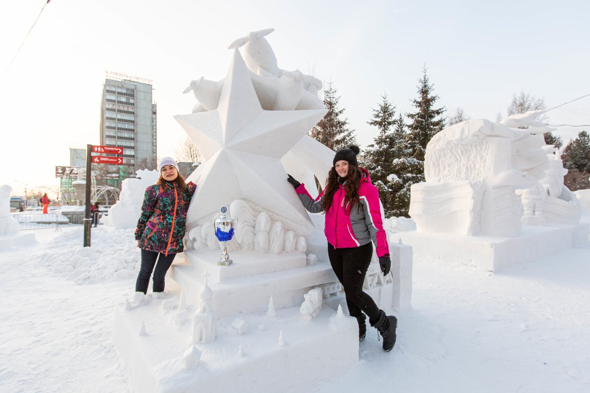 Снежный городок 2020 площадь Ленина Новосибирск