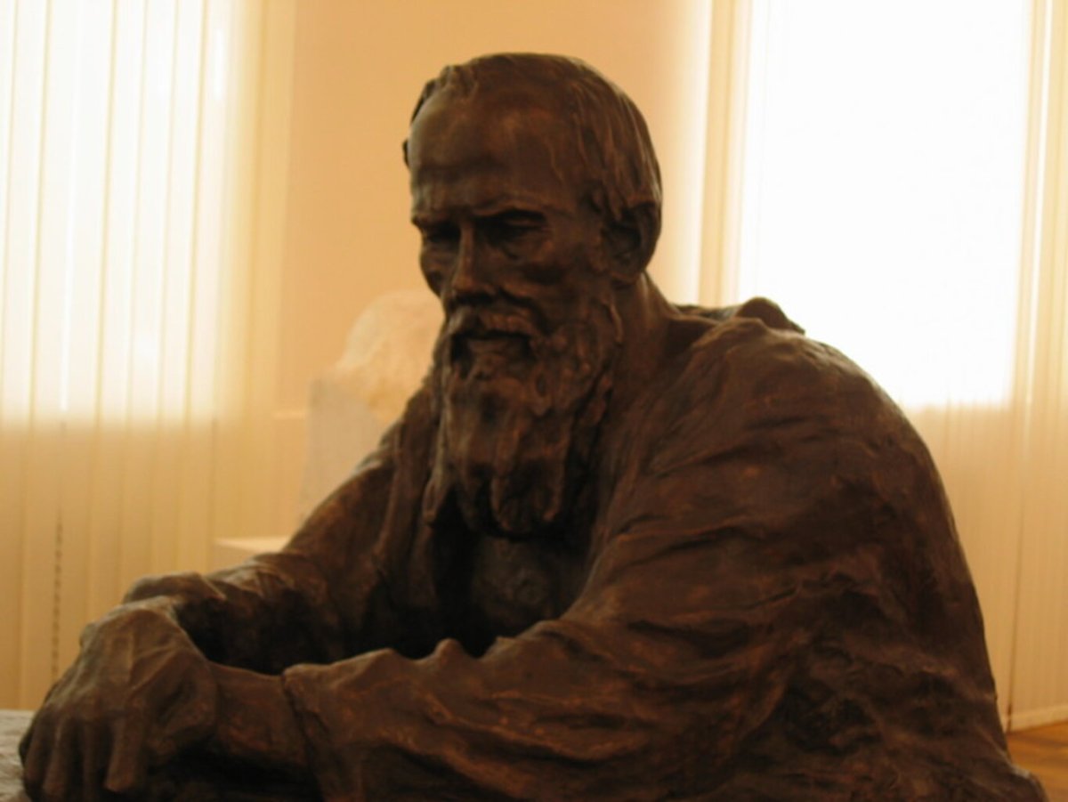 Коненков Достоевский