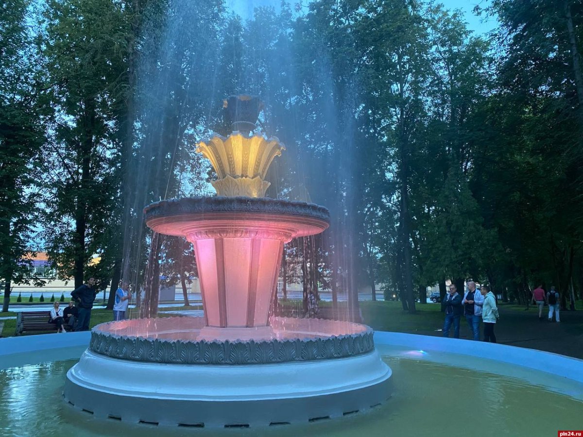Новый фонтан в Пскове