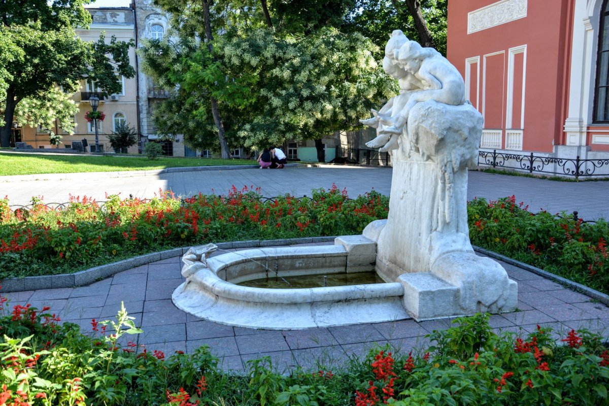 Одесса фонтан молодость