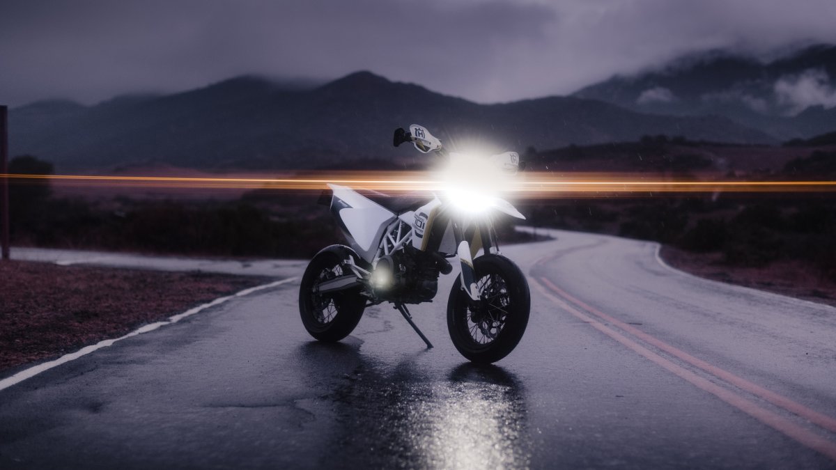 Husqvarna мотоциклы 701