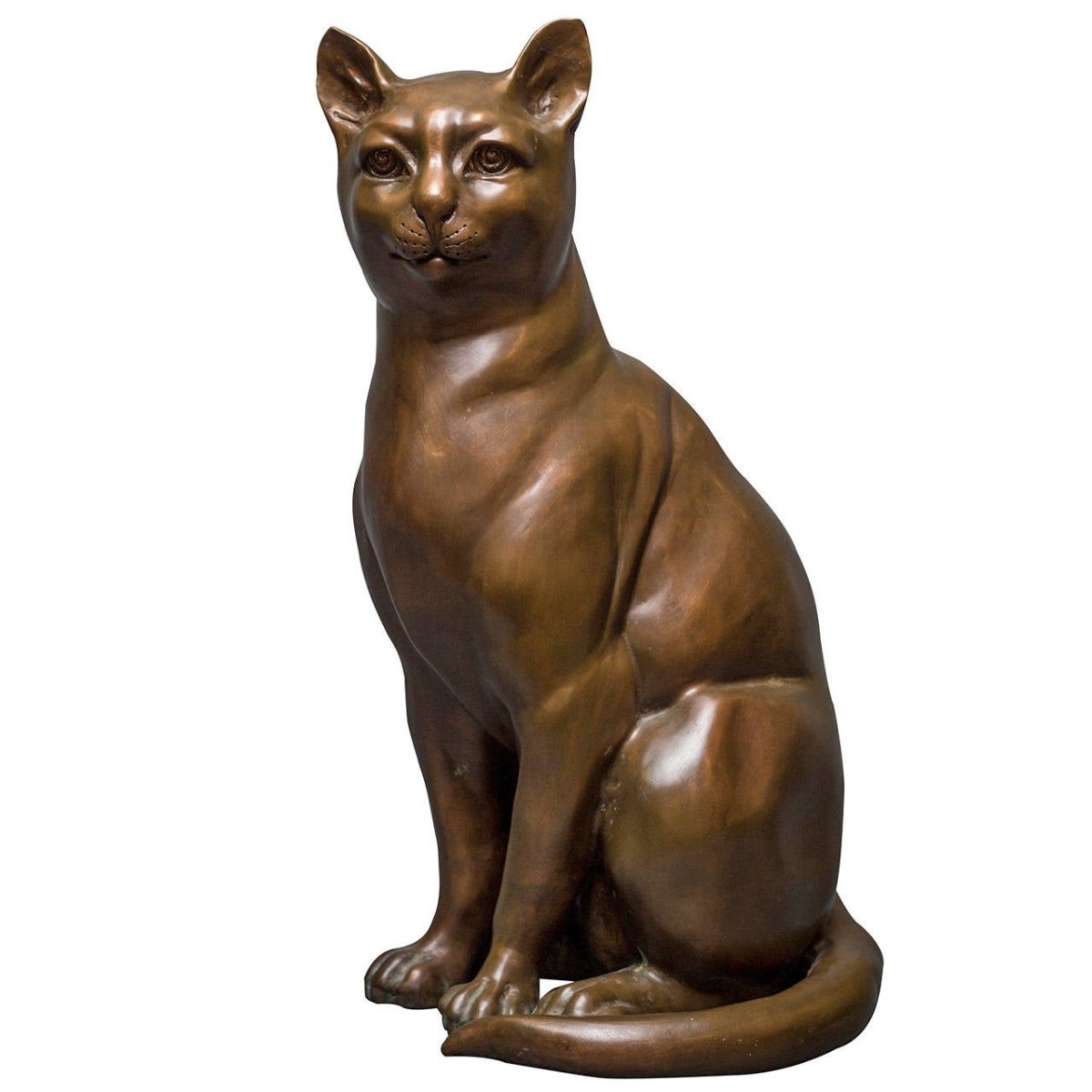 Кошка сидит скульптура