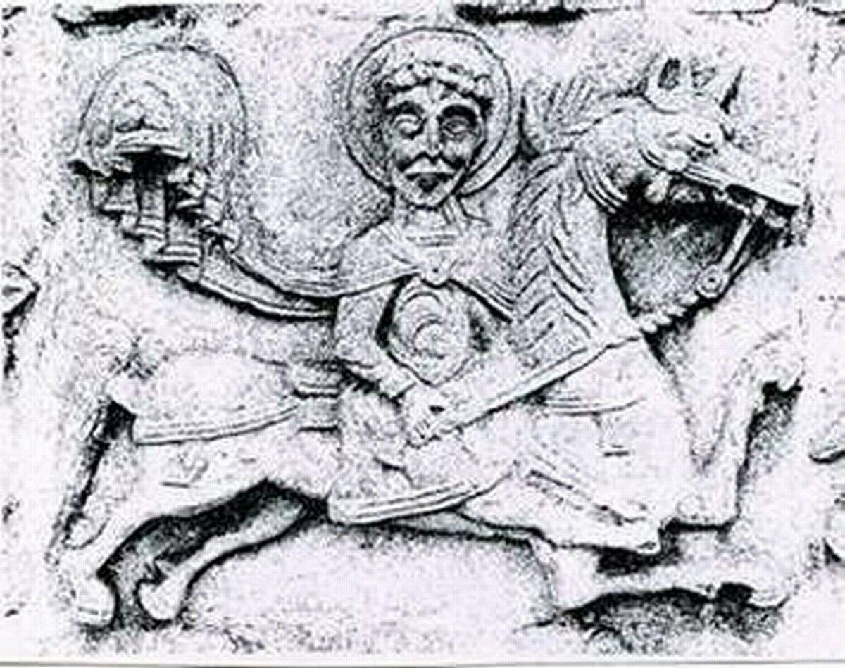 Всадник Дмитриевский собор