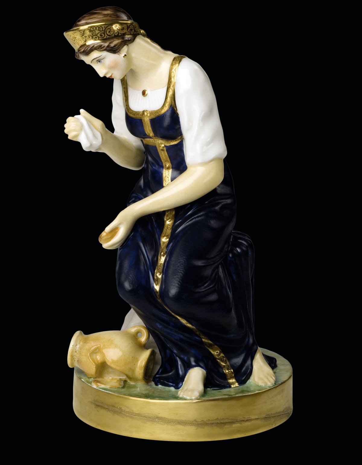 Royal Doulton девушка с кувшином