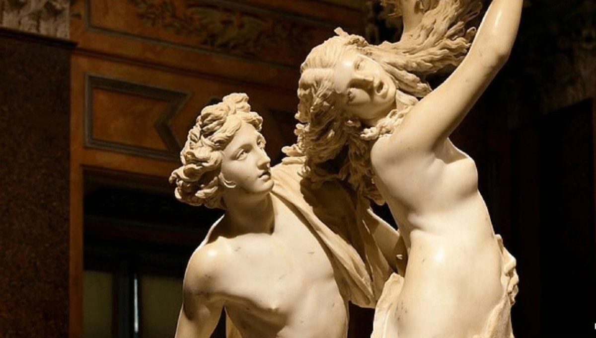 Apollo and Daphne Bernini