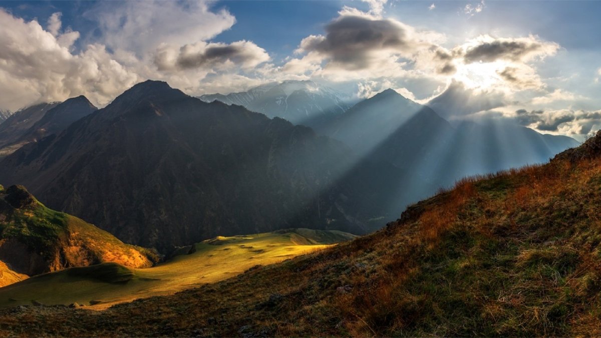 Горы Северная Осетия панорама