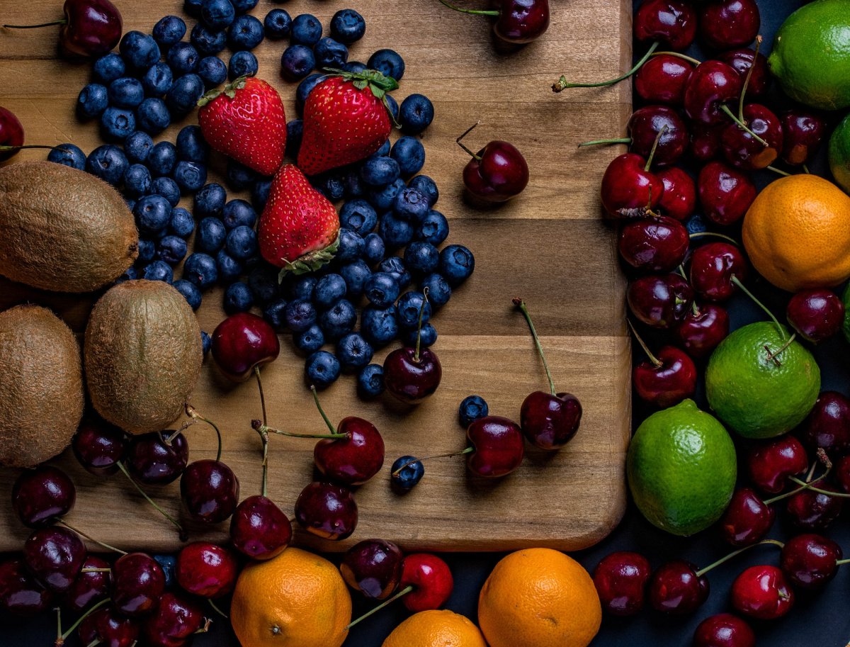 Lemon Cherry Wallpaper