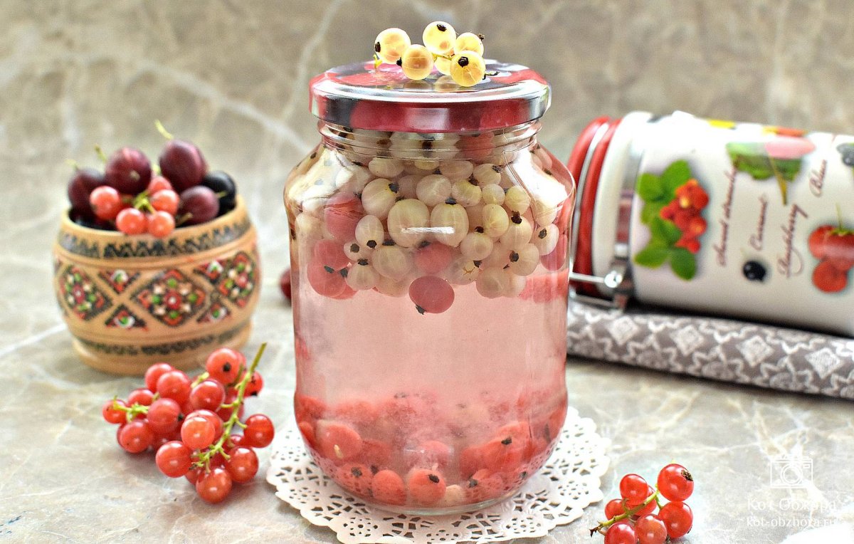 Моченая брусника