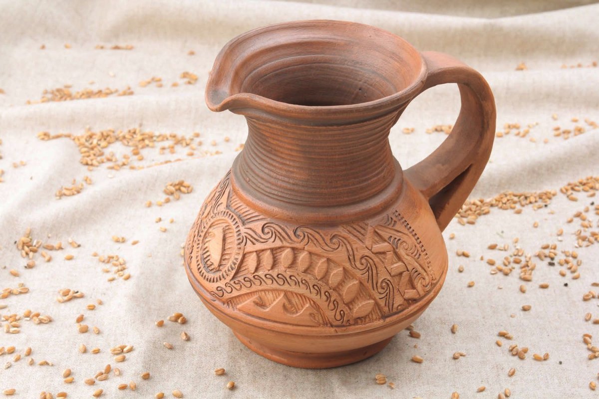 Крынка из глины