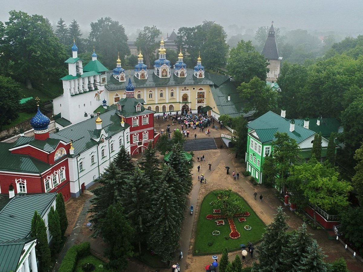 Псково-Печерский монастырь