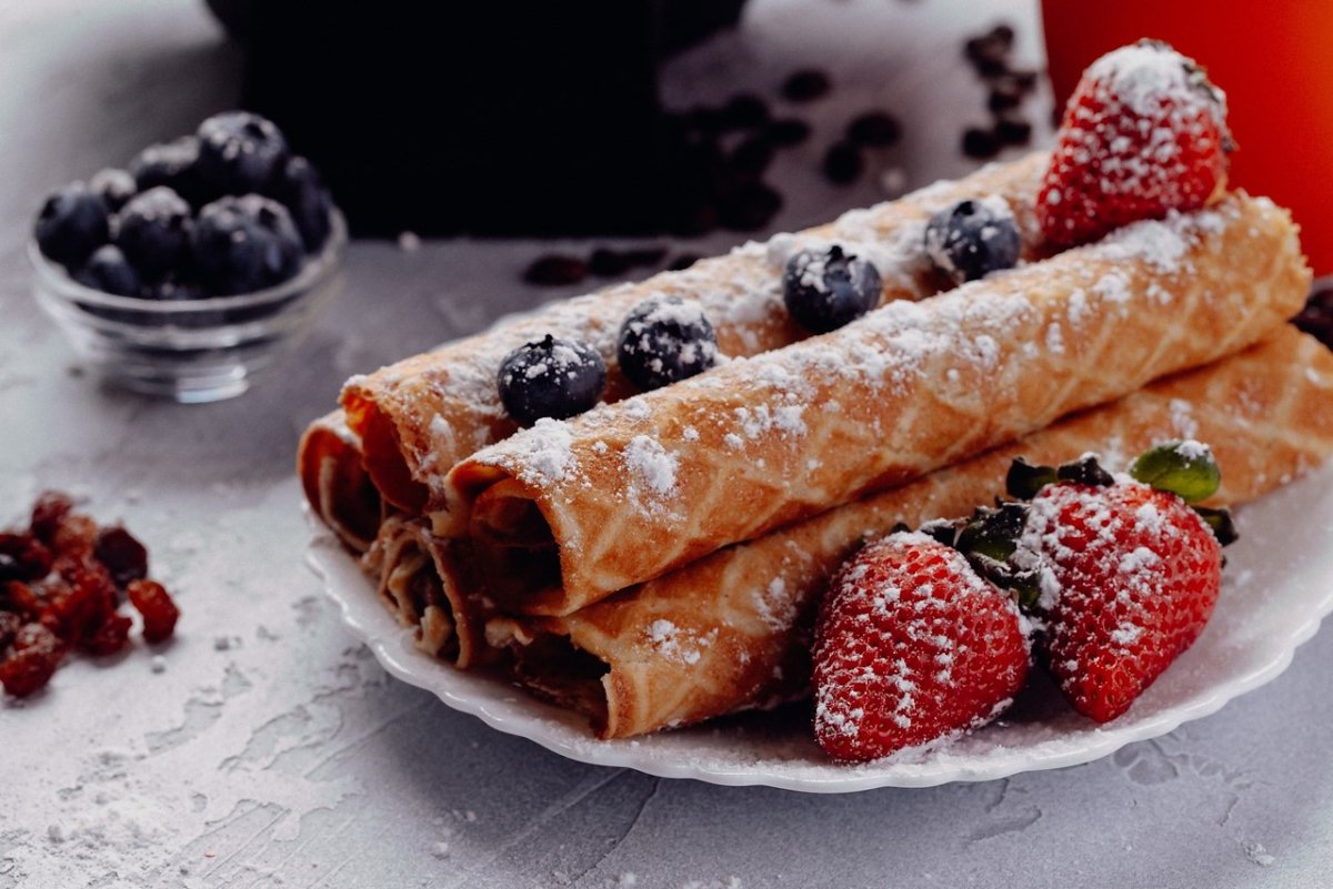 Вафельные трубочки с джемом