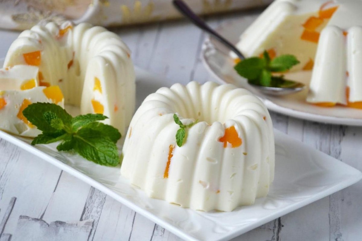 Бланманже творожное с фруктами