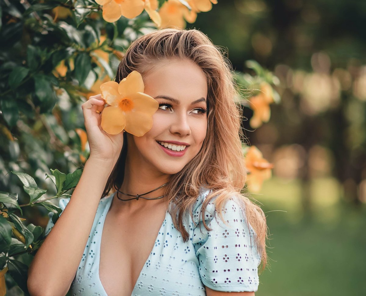 Красивые девушки интернета
