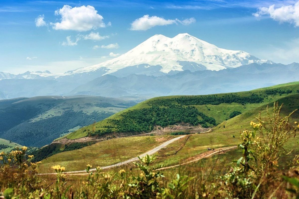 Гора Эльбрус (Кабардино-Балкария, Карачаево-Черкесия)