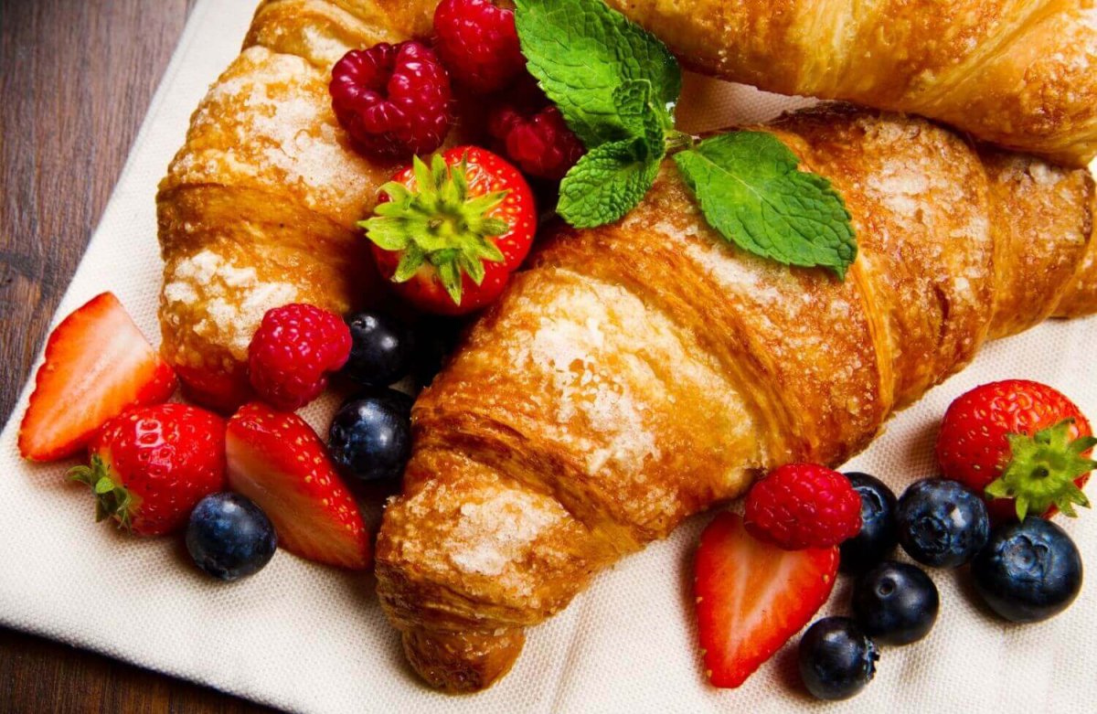 Французская кухня круассаны