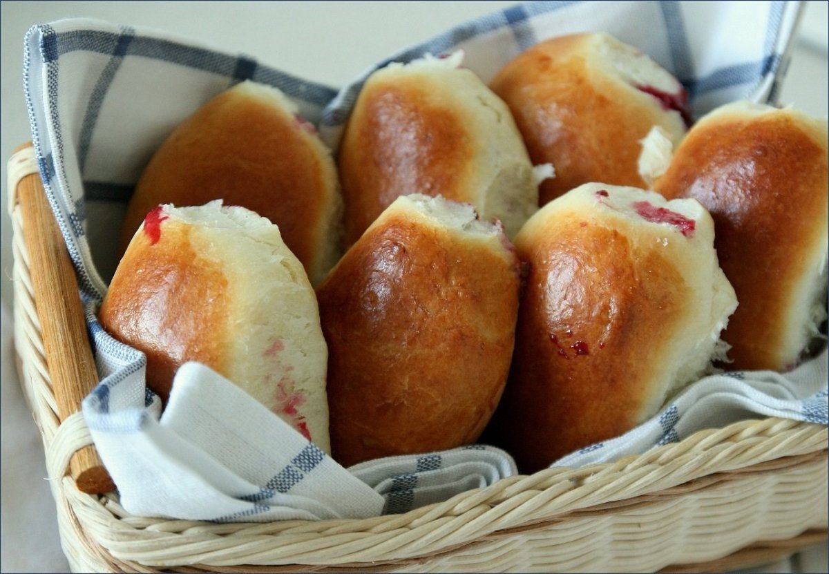 Сладкий пирожок