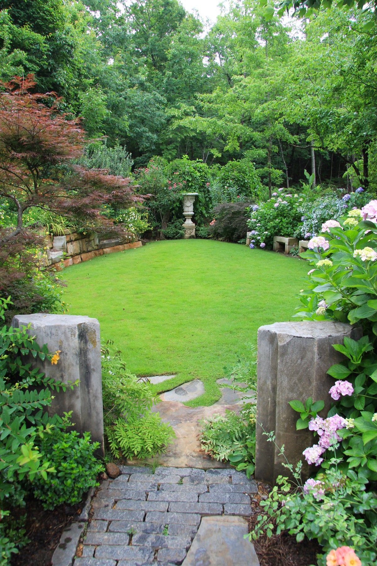 Гарден сад Garden Sad