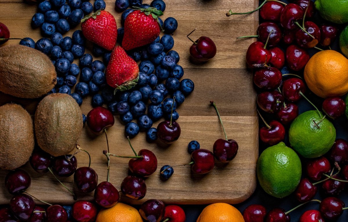 Lemon Cherry Wallpaper
