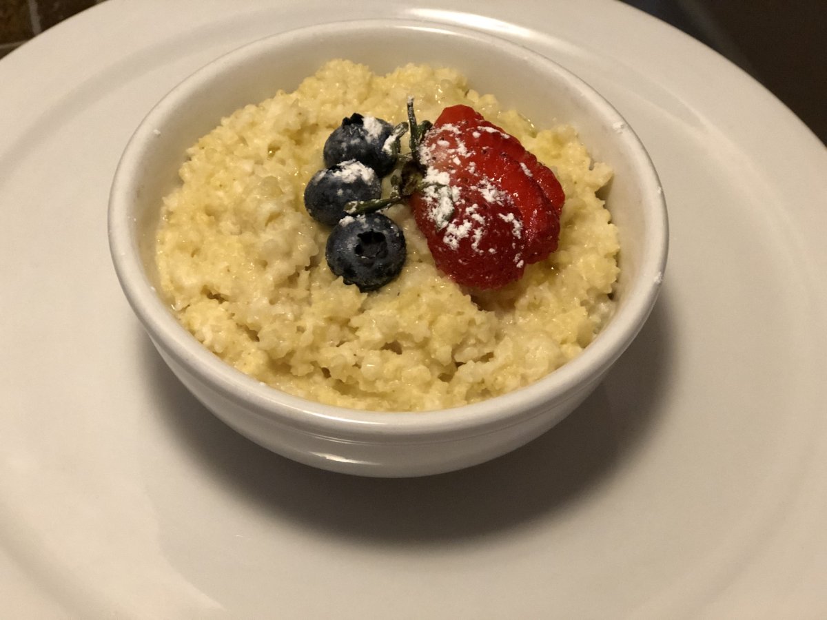 Черничная пшенная каша