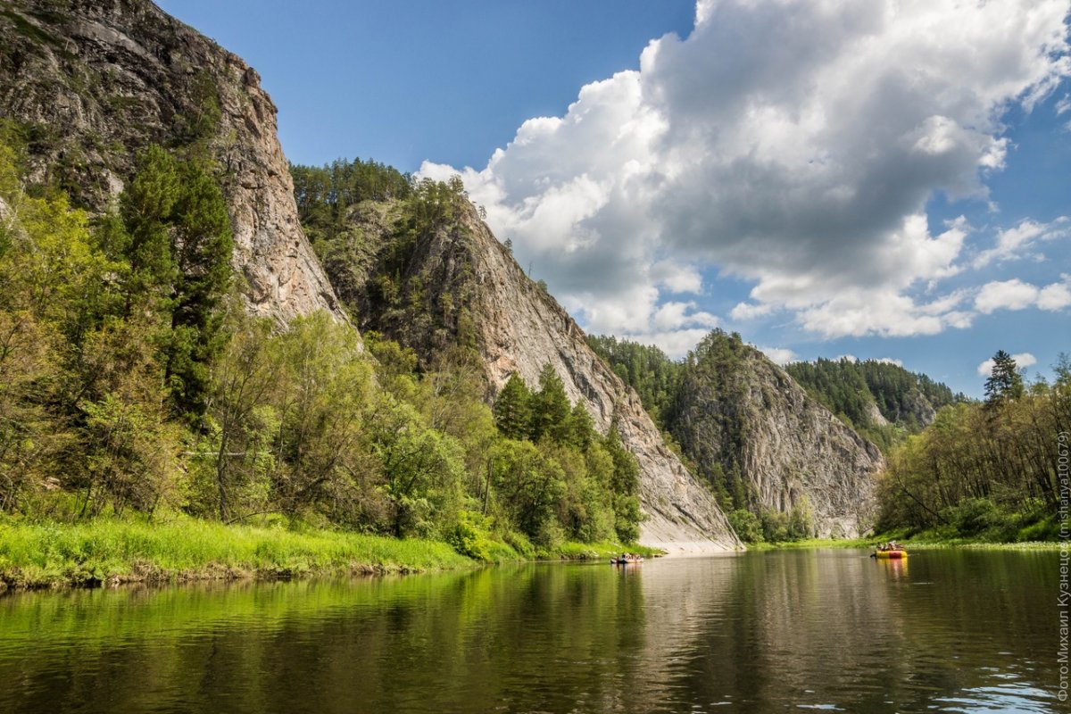 Река скалы