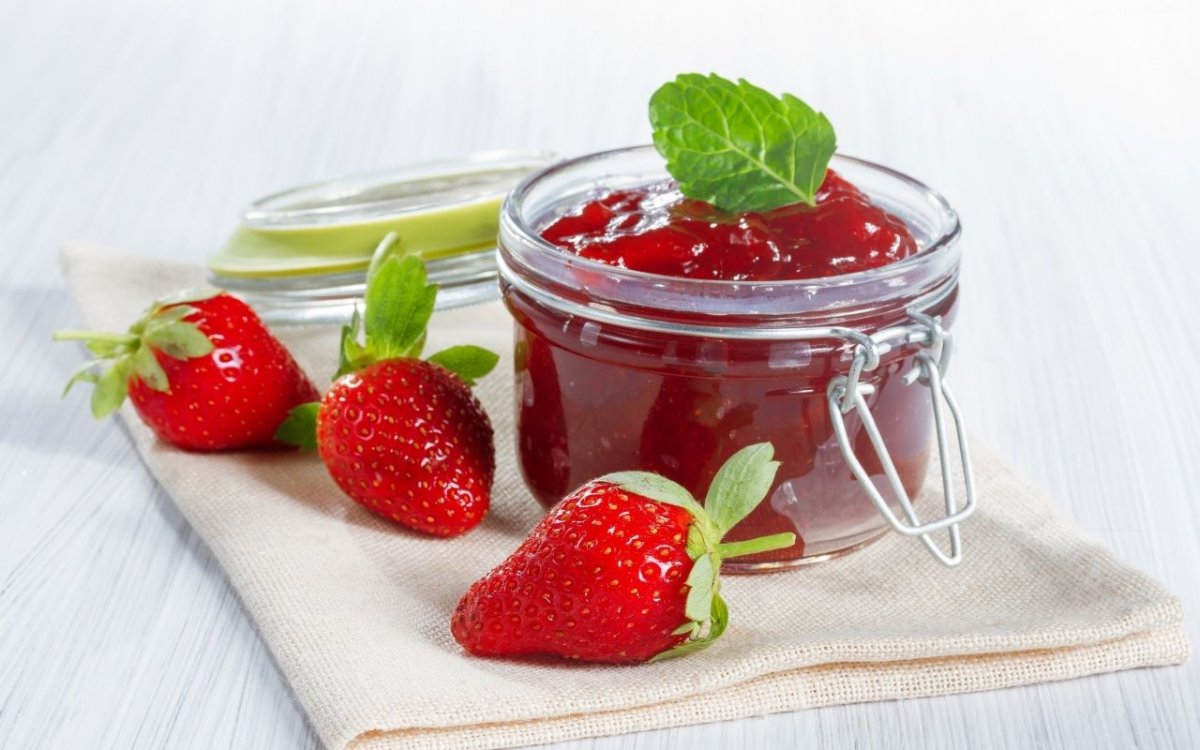 Конфитюр деликатесный клубника
