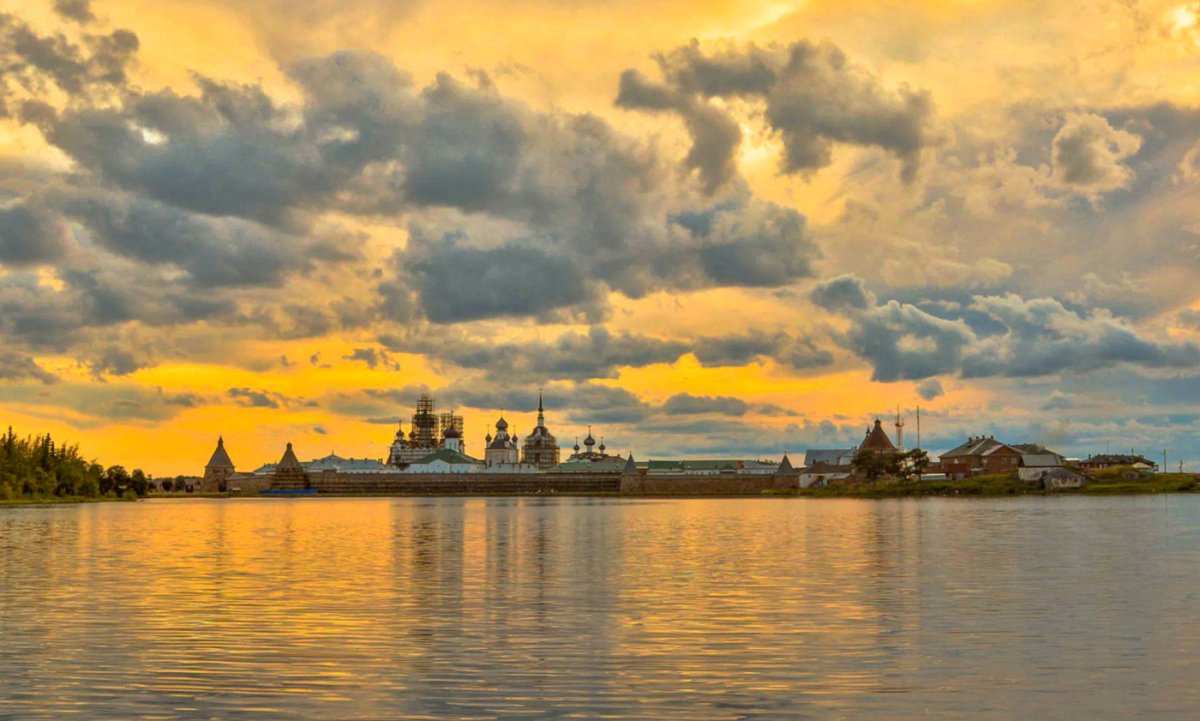 Соловецкий монастырь вид с моря