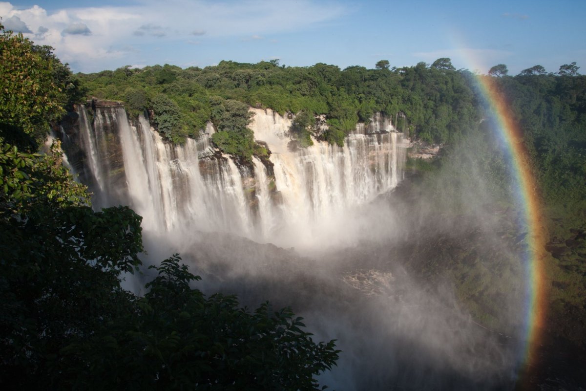 Kalandula Falls Ангола