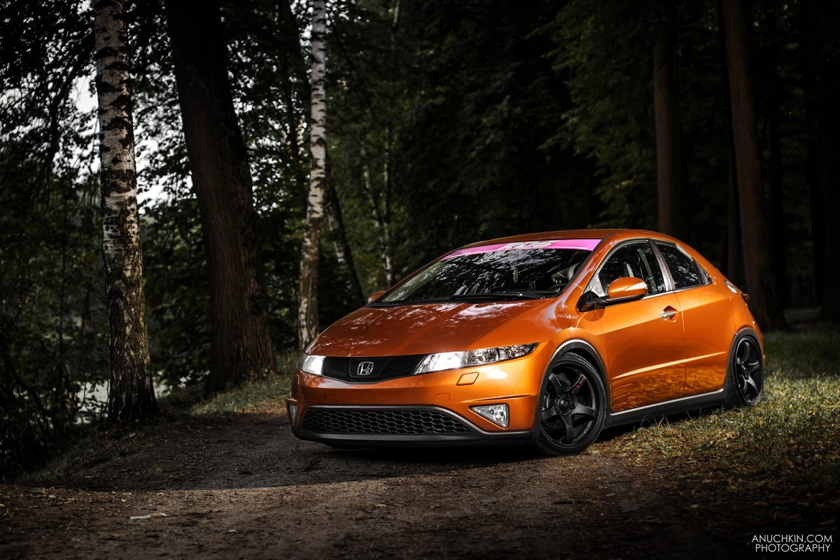 Honda Civic 5d оранжевая