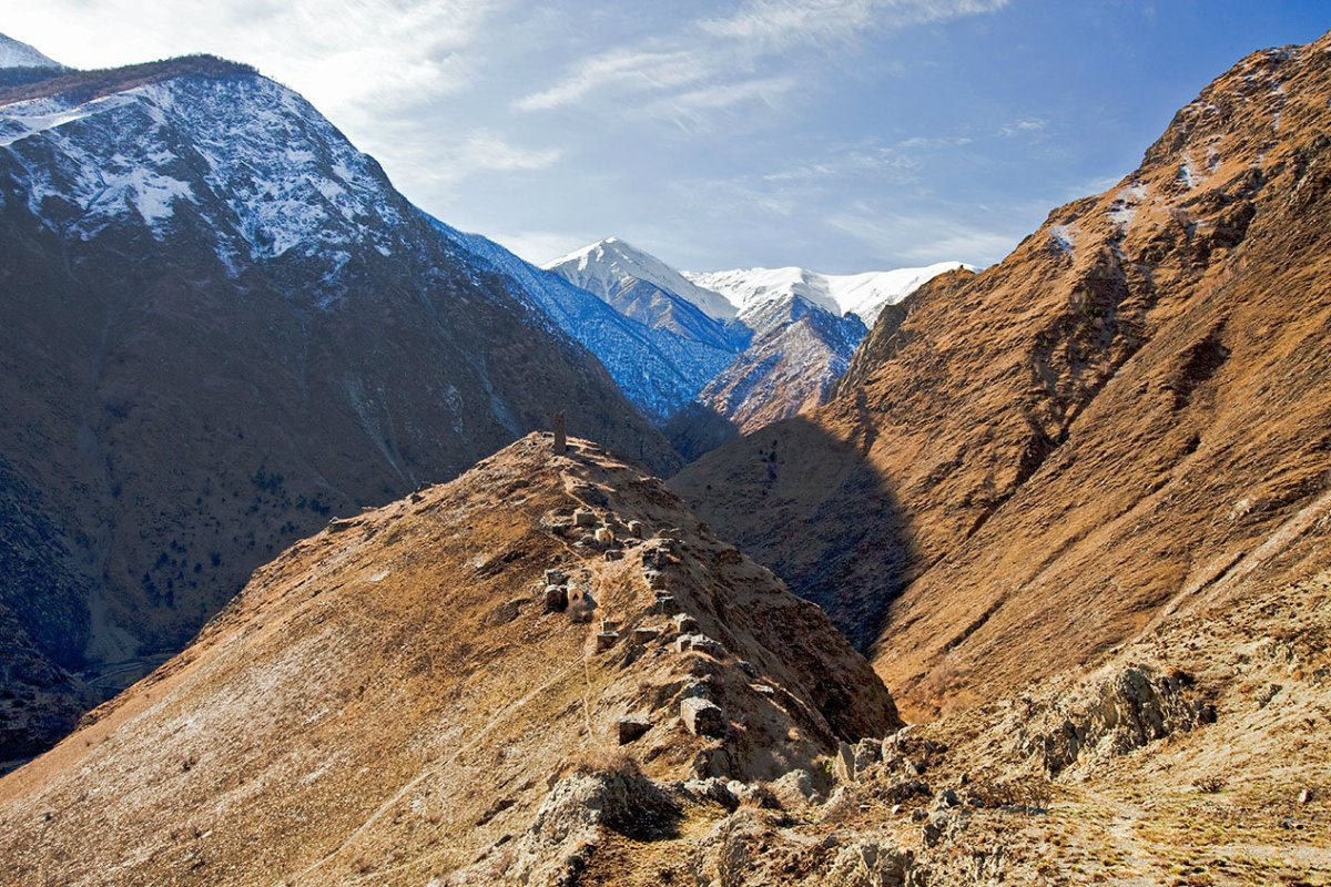 Гора Амир корт