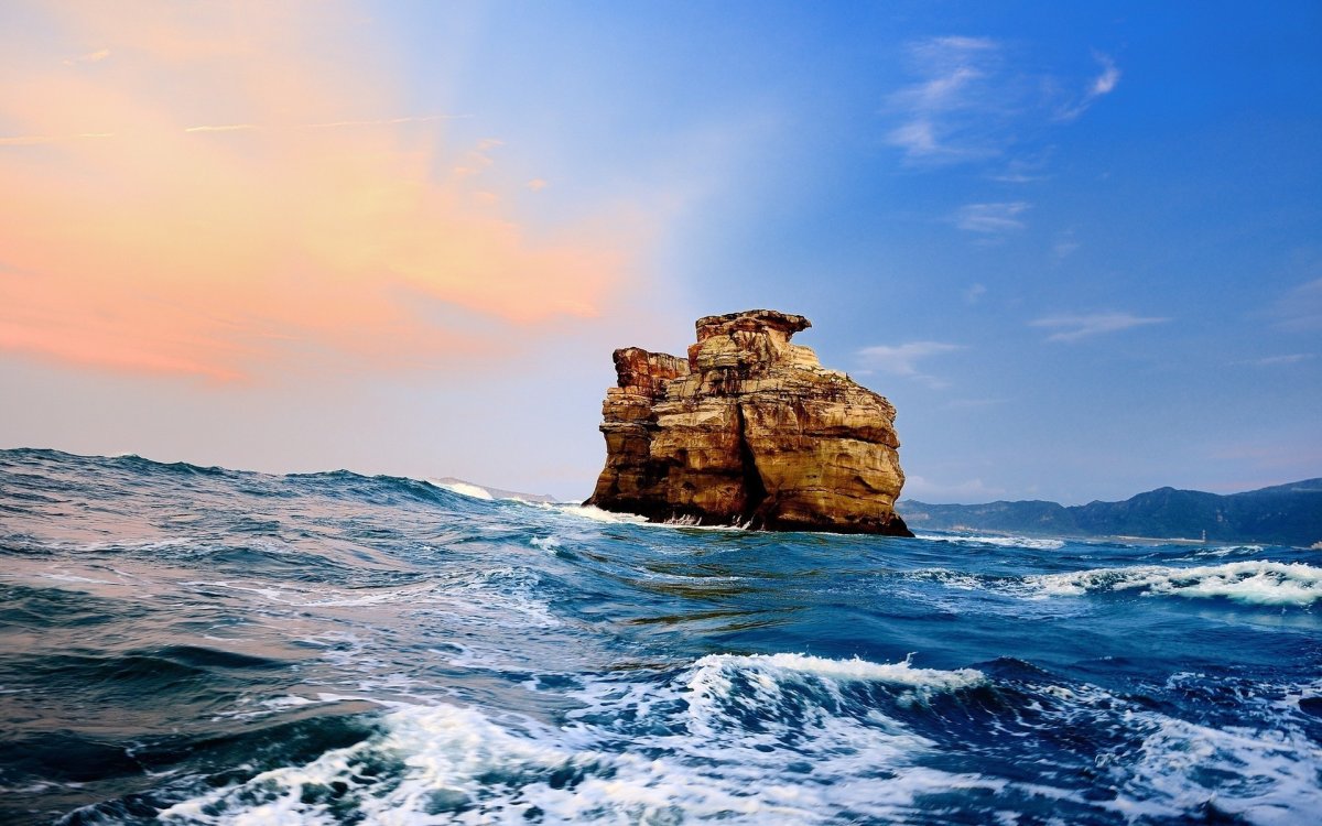 Южная Пальмира скалы море