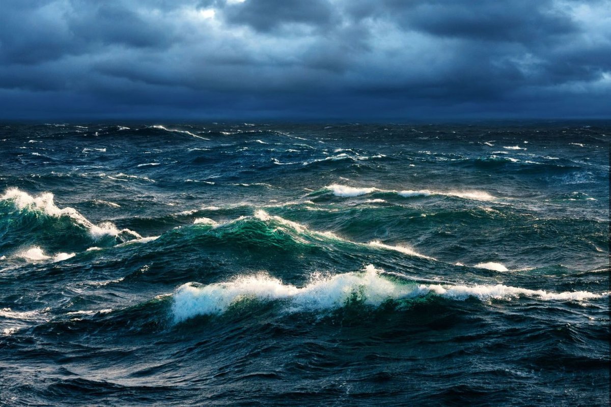 Саргассово море шторм